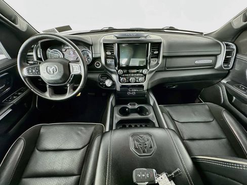 Used 2024 RAM 1500 Laramie AWD/4WD image 10