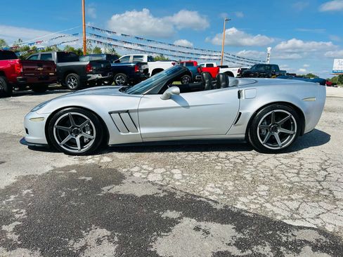 Used 2012 Chevrolet Corvette Grand Sport w/ 3LT Preferred Equipment Group RWD image 3
