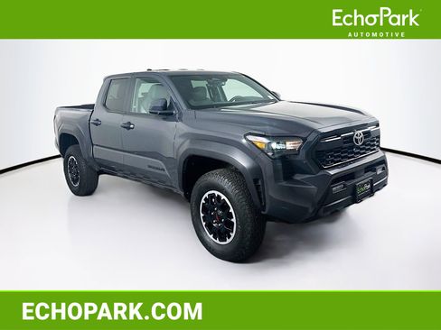 Used 2025 Toyota Tacoma TRD Off-Road image 1