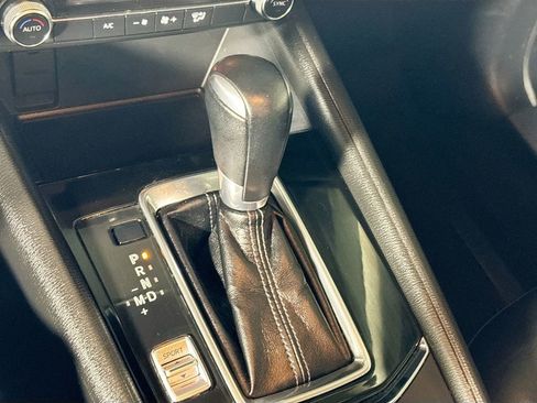 Used 2019 MAZDA CX-5 Touring image 17