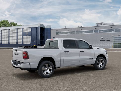 New 2026 RAM 1500 Express image 4