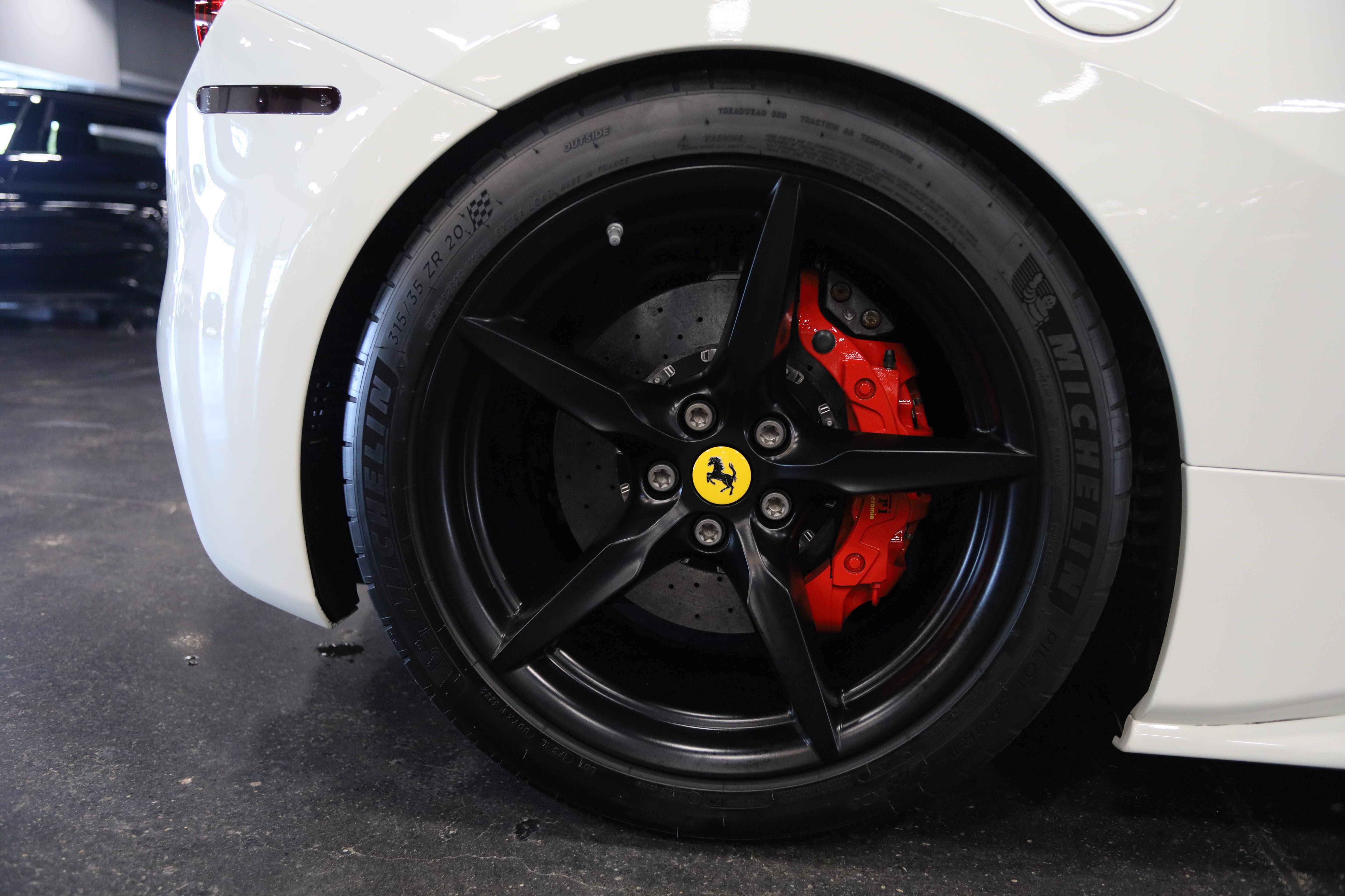 Used 2016 Ferrari 488 GTB RWD image 12