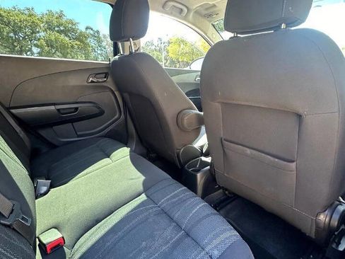 Used 2019 Chevrolet Sonic LT w/ Convenience Package image 22