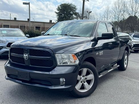 Used 2015 RAM 1500 Express image 3