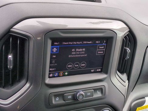 New 2025 Chevrolet Silverado 1500 Custom image 23