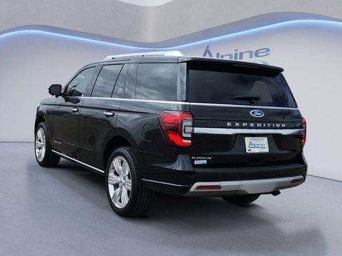 Used 2023 Ford Expedition Platinum AWD/4WD image 3