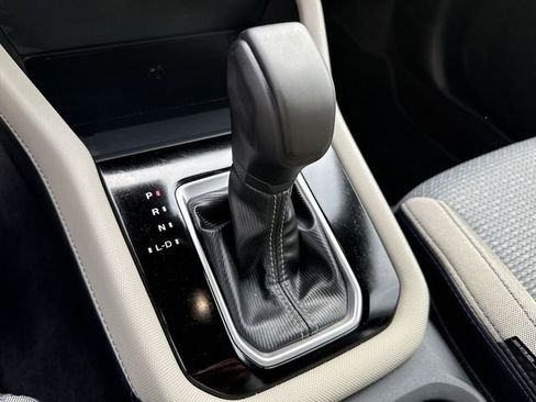 Used 2025 Subaru Forester Premium w/ Convenience Package #2 image 21