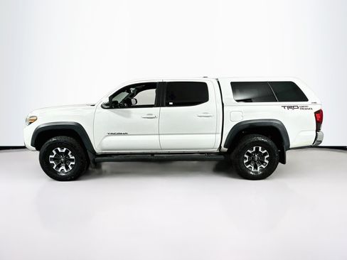 Used 2019 Toyota Tacoma TRD Off-Road RWD image 8