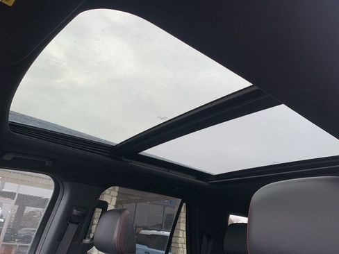 Used 2023 Ford Expedition Max Limited image 11