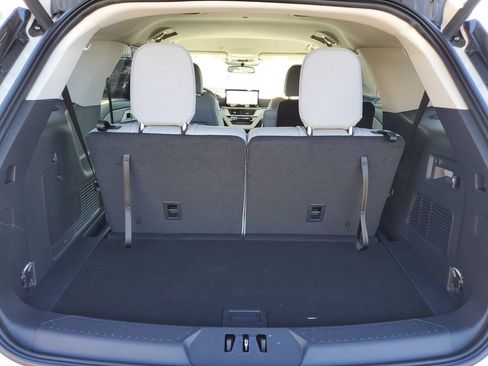 New 2026 Ford Explorer Active image 34