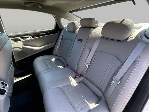 Used 2016 Hyundai Genesis 3.8 w/ Option Group 02 RWD image 21