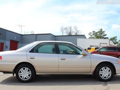 Used 2001 Toyota Camry CE image 34