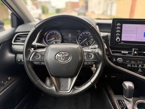 Used 2023 Toyota Camry SE AWD/4WD image 27