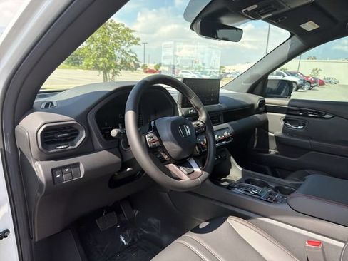 New 2026 Honda Pilot TrailSport image 11