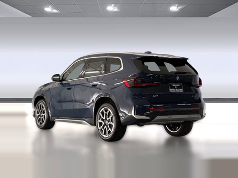 Used 2026 BMW X1 xDrive28i w/ Technology Package AWD/4WD image 3
