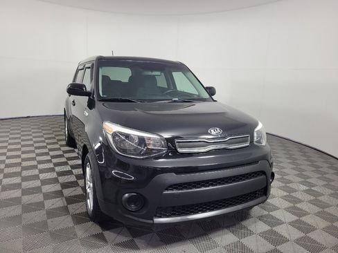 Used 2018 Kia Soul w/ Option Group 020 FWD image 13