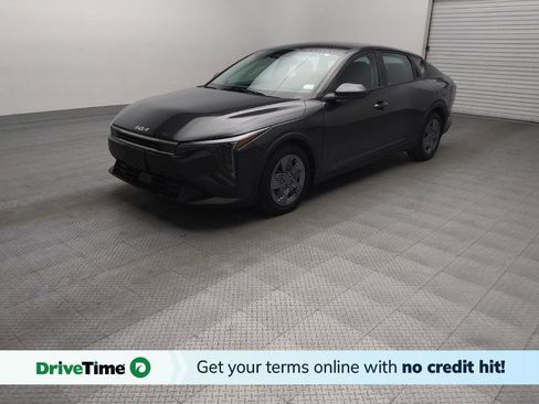 Used 2025 Kia K4 FWD image 1