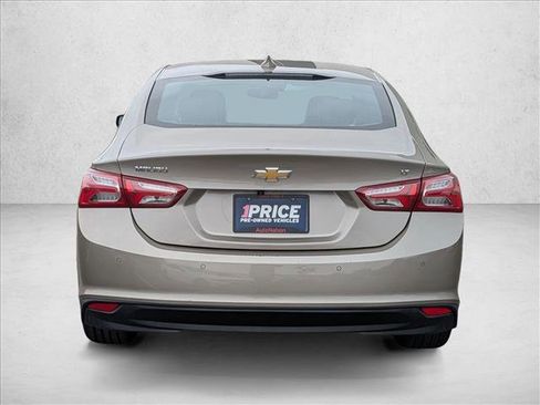 Used 2024 Chevrolet Malibu LT image 6