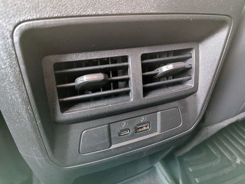 Used 2024 Chevrolet Colorado Z71 w/ Z71 Convenience Package 2 image 26