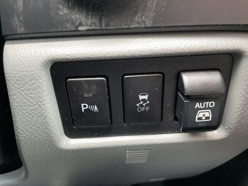 Certified 2022 Toyota Sequoia Platinum AWD/4WD image 27