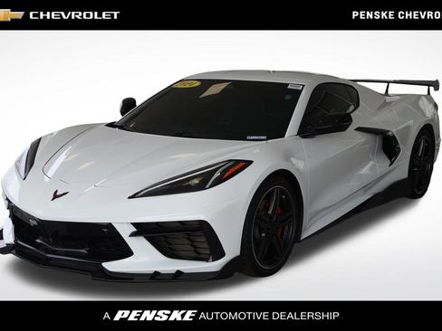 Used 2024 Chevrolet Corvette Stingray Preferred Cpe w/ 2LT image 1