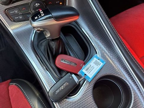 Used 2016 Dodge Challenger SRT Hellcat image 31