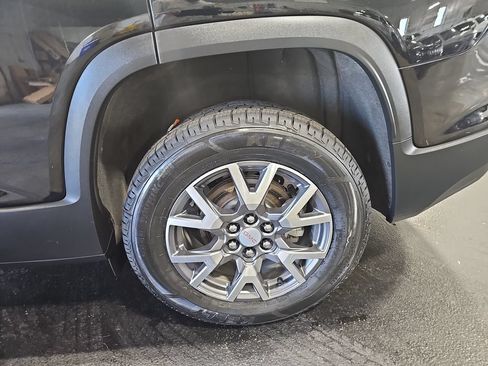 Used 2023 GMC Acadia SLT w/ Preferred Package AWD/4WD image 34