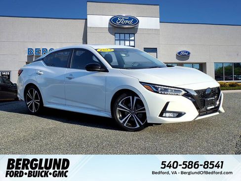 Used 2022 Nissan Sentra SR w/ Trunk Package image 1