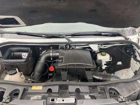 Used 2022 Mercedes-Benz Sprinter 2500 image 38