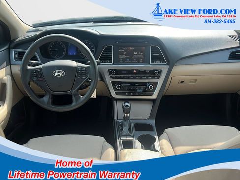 Used 2016 Hyundai Sonata SE w/ Cargo Package FWD image 2