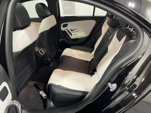Used 2020 Mercedes-Benz A 220 4MATIC image 23