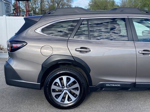 Certified 2024 Subaru Outback Premium image 6