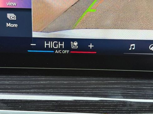 New 2026 BMW X5 xDrive40i w/ Executive Package image 14