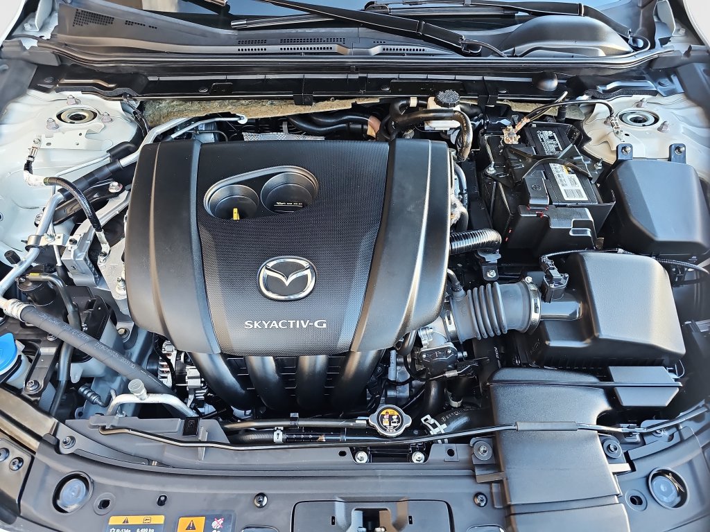 Used 2021 MAZDA MAZDA3 s FWD image 21