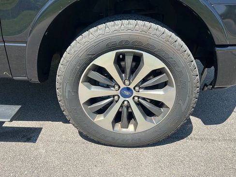 Used 2013 Ford F150 Limited image 12