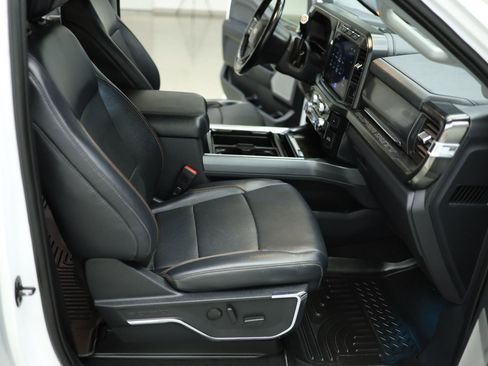 Used 2023 Ford F350 Lariat image 62