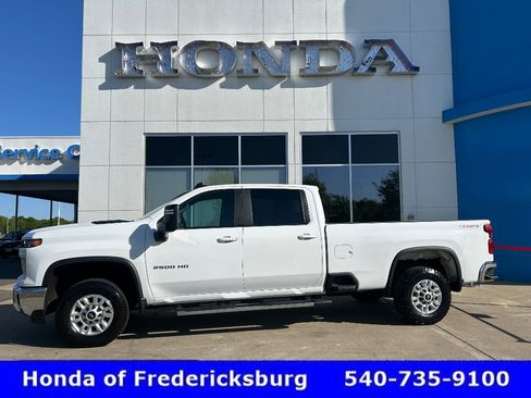 Used 2025 Chevrolet Silverado 2500 LT w/ Safety Package AWD/4WD image 1