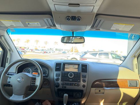 Used 2011 Nissan Armada SL image 20