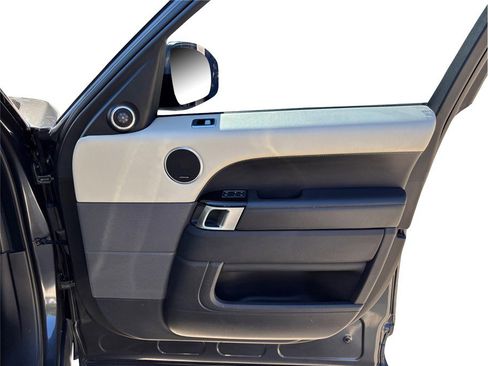 Used 2019 Land Rover Range Rover Sport HST image 50