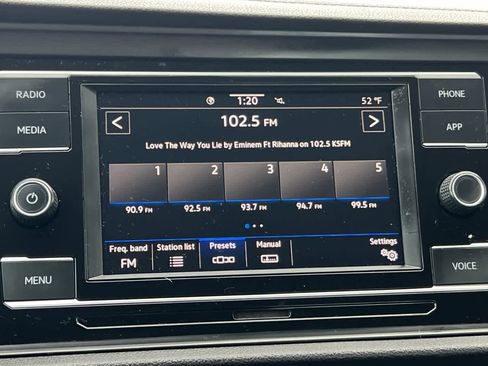 Used 2020 Volkswagen Jetta S image 18