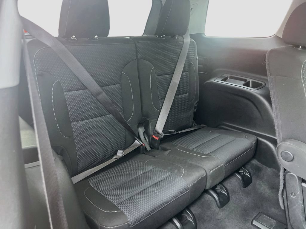 Used 2023 GMC Acadia SLE w/ Driver Convenience Package AWD/4WD image 27