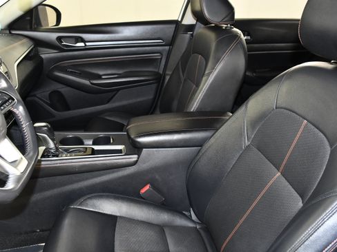 Used 2020 Nissan Altima 2.5 SR FWD image 35