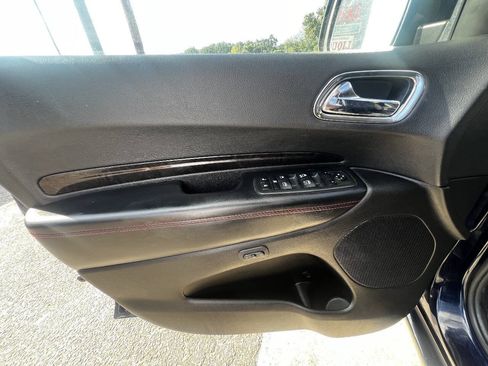 Used 2012 Dodge Durango R/T w/ Leather Interior Group RWD image 18