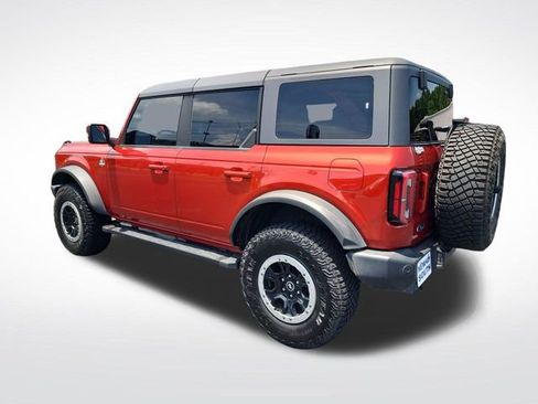 Used 2023 Ford Bronco Outer Banks w/ Sasquatch Package AWD/4WD image 3