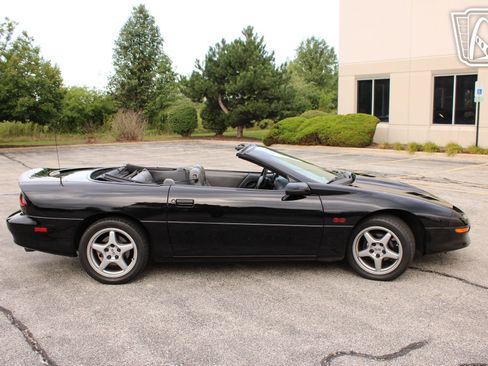 Used 1997 Chevrolet Camaro SS w/ SS Alteration Pkg image 17