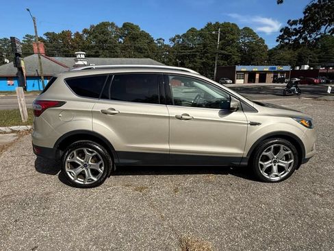 Used 2017 Ford Escape Titanium AWD/4WD image 8