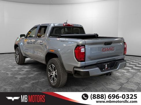 Used 2025 GMC Canyon AT4 AWD/4WD image 7