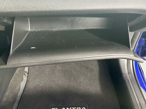 Used 2022 Hyundai Elantra SEL FWD image 32
