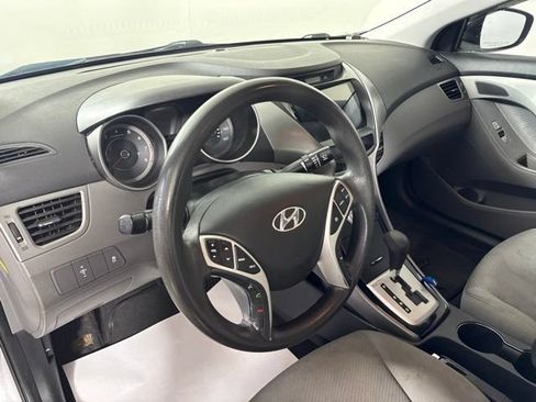 Used 2011 Hyundai Elantra GLS w/ Preferred Equipment Pkg 3 FWD image 17