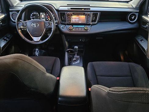 Used 2018 Toyota RAV4 XLE image 16